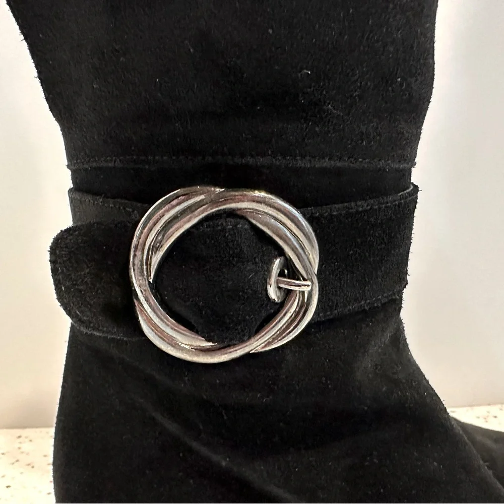 Stuart WEITZMAN‎ Black Suede Heeled Buckle Ankle Bootie